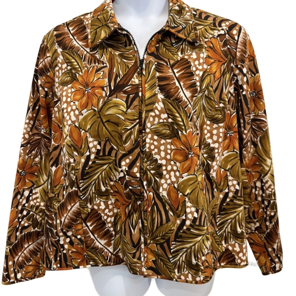 Plus size Laura Ashley Laura Ashley Autumn Leaf Pattern Jacket. 2X.